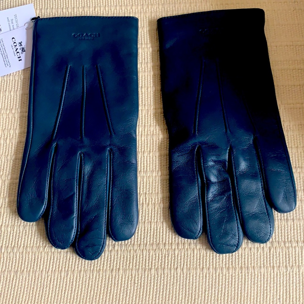 NWT ✨COACH LEATHER GLOVES✨